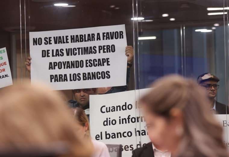 Pese a cuestionamientos, diputados aprueban proyecto para indeminizar a víctimas de estafa