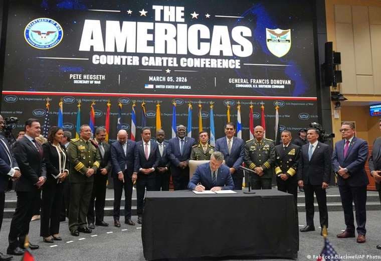 "Paz a través de la fuerza": Costa Rica firma acuerdo para combatir narco junto a EE. UU.