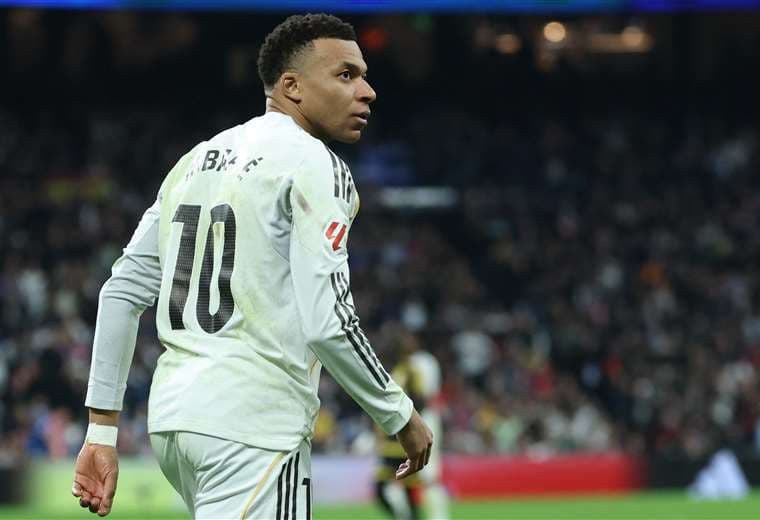 ¿Examinó el Real Madrid la rodilla equivocada a Mbappé? Esto dice el jugador