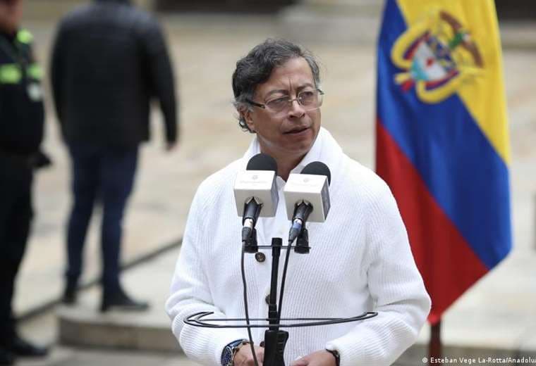 Petro considera retirar a Colombia del Pacto Andino