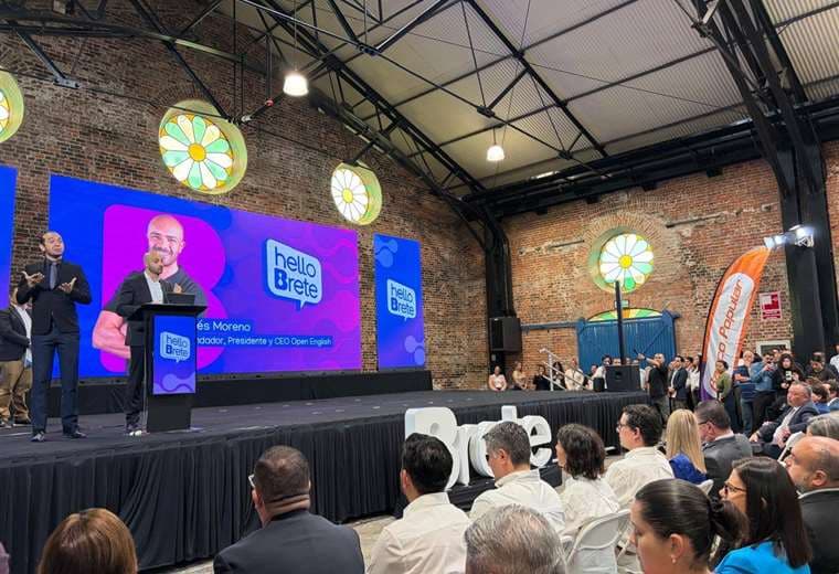 60 mil personas en 12 horas: la avalancha de solicitudes en programa gratuito de inglés