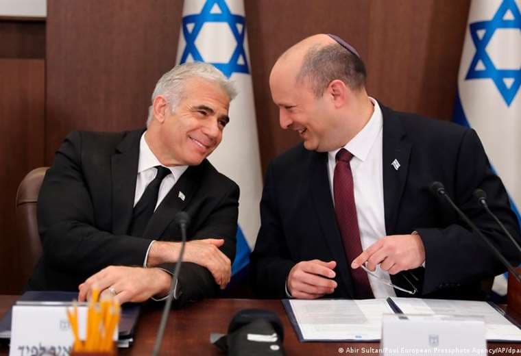 Yair Lapid forma una nueva coalición para desbancar a Netanyahu