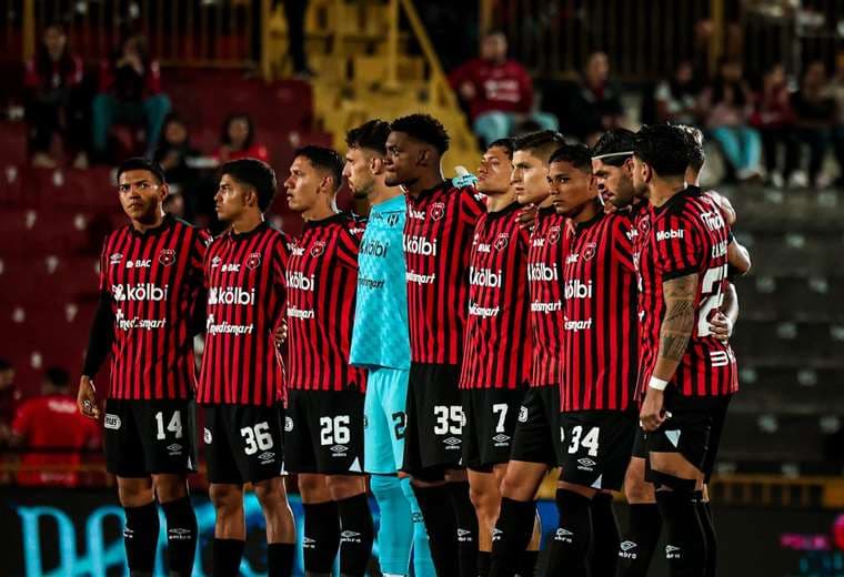 Los errores que condenaron a la Liga: así se gestó una temporada para el olvido