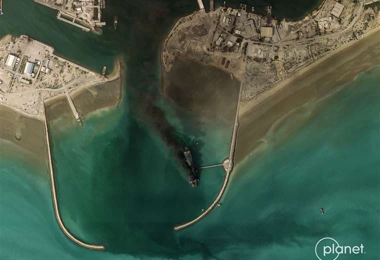 Empresarios ticos vaticinan aumento en costos por crisis en Estrecho de Ormuz