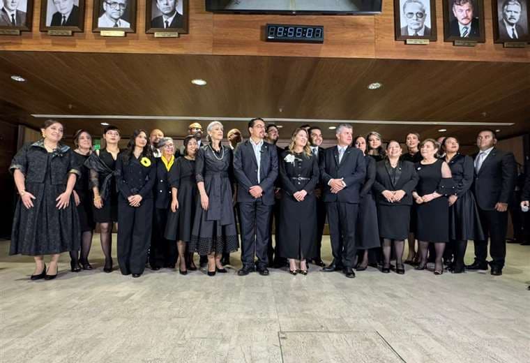 Oposición desafiará en bloque al oficialismo con propuesta de Directorio