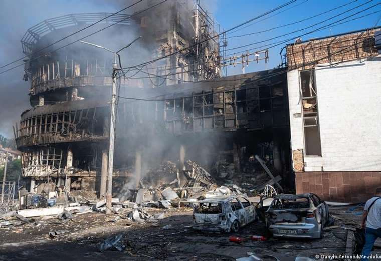 Rusia amenaza con más ataques contra Kiev