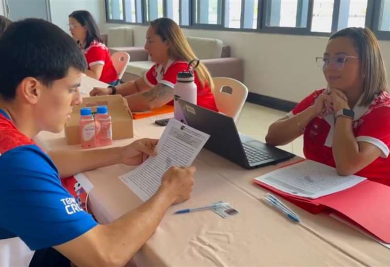 Atletas recibirán becas mensuales de manera retroactiva a partir de enero 2026