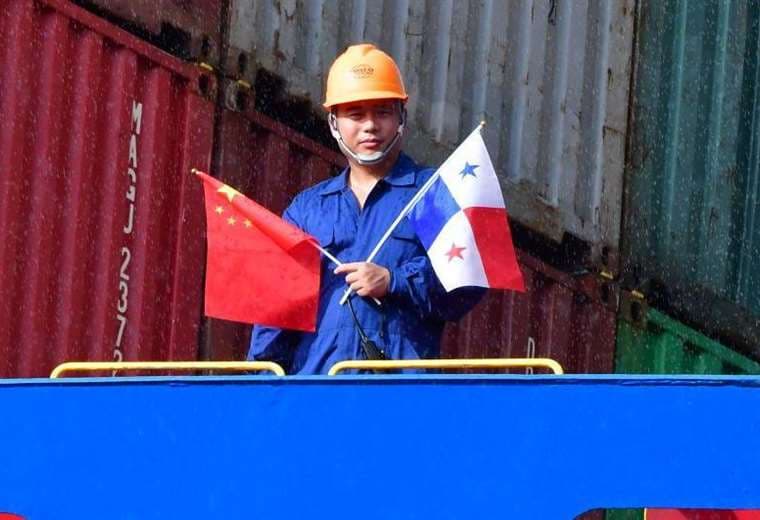 Represalias chinas contra Panamá tras revocatoria licencias de puertos en canal