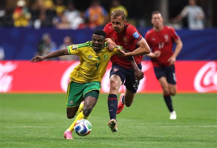 Chequia y Sudáfrica empatan y suman por primera vez en la Copa del Mundo