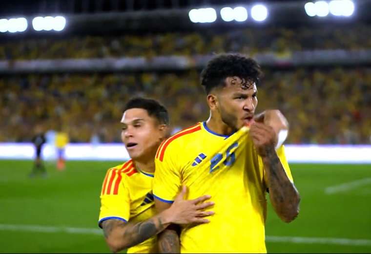 La Sele pierde 3-1 ante Colombia y sigue mostrando grietas
