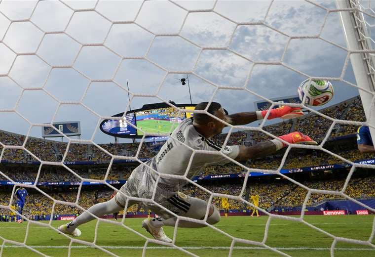 ¡Histórico! Curazao suma su primer punto en Copas del Mundo gracias a su portero