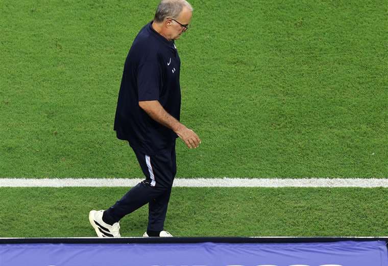 Bielsa critica las pausas de hidratación en el Mundial: "Le quita mucho" al fútbol