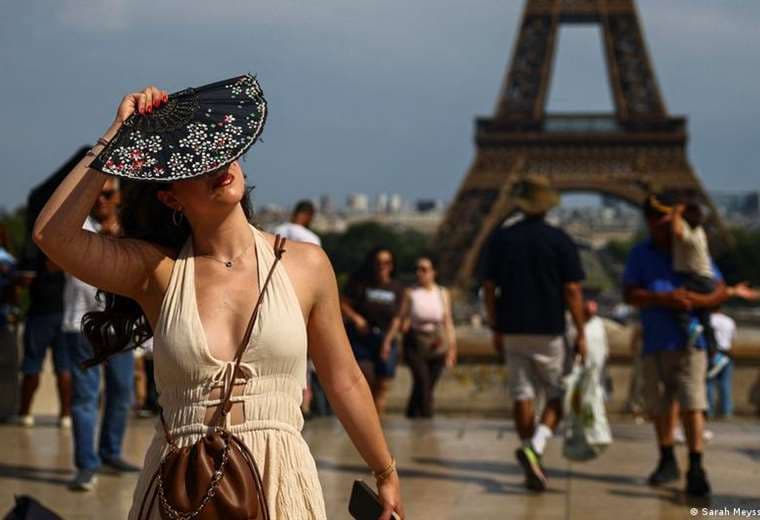 Casi 70.000 hogares se quedan sin electricidad en Francia por la ola de calor
