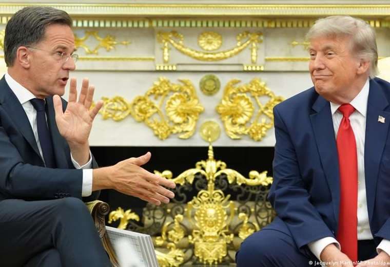 Trump reitera su "decepción" con socios de la OTAN