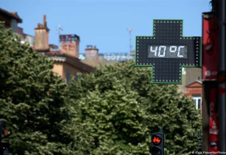 Mortal ola de calor: Tres niños han muerto atrapados dentro de carros en Francia