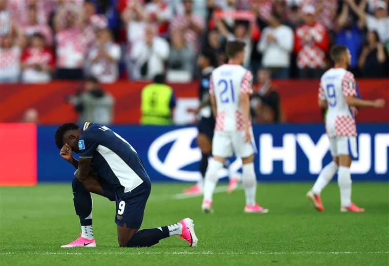 Tomás Rodríguez y Fidel Escobar, titulares con Panamá ante Inglaterra