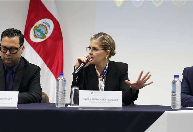 Gobierno impulsará reforma para endurecer controles en venta y compra de armas