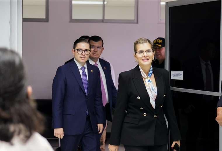 Laura Fernández anuncia proyecto de “cero ocio” en las cárceles