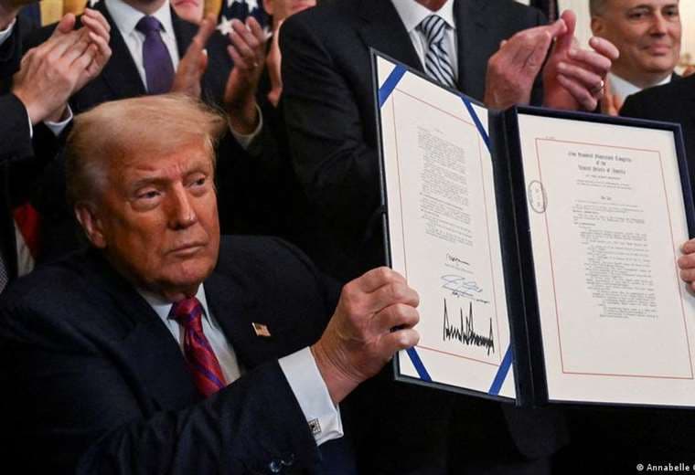 Trump ganó casi $1.200 millones en criptomonedas en 2025