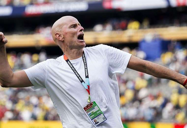 Estuvo muerto durante 7 minutos y ahora hace historia como técnico de Noruega en el Mundial