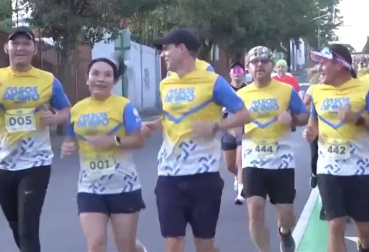 Este domingo se realizó la carrera "Pasos de oro"