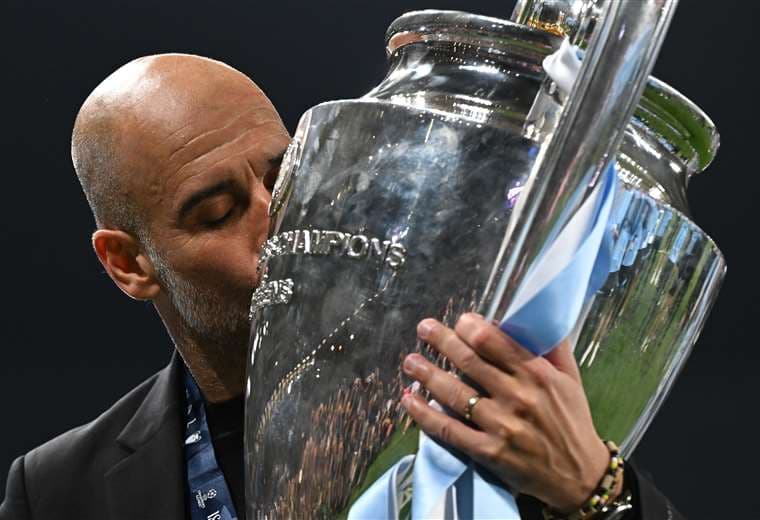 Federación Italiana confirma conversaciones con Pep Guardiola para dirigir a la Azzurra