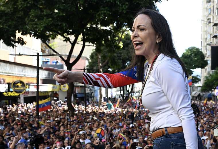 Vente Venezuela pide levantar de "inmediato" la inhabilitación de María Corina Machado