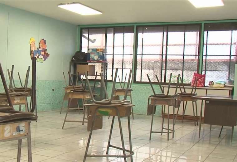 MEP amplía suspensión de clases en 110 centros educativos de la Región Sulá por lluvias