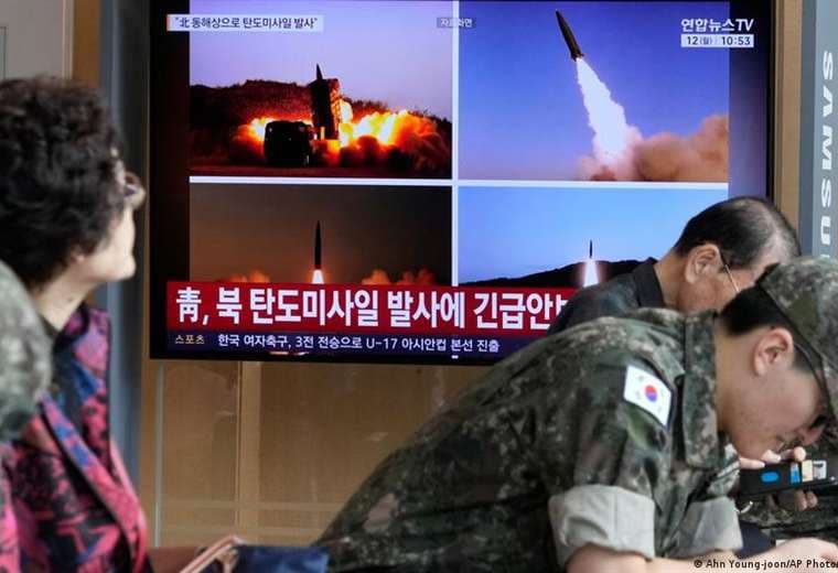 Corea del Norte lanza misiles balísticos al mar de Japón