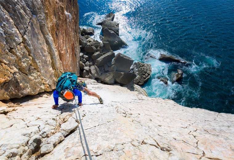 Escaladores ticos competirán en Chile