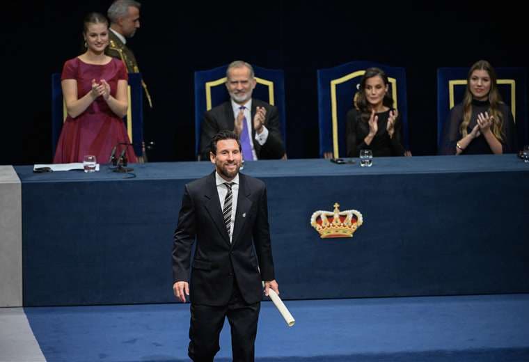 Messi recibe en Oviedo el Premio Princesa de Asturias de los Deportes