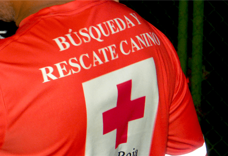 Cruz Roja busca a excursionistas que se adentraron en la montaña sin agua ni alimentos