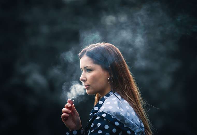 ¿Puede realmente el vapeo provocar cambios en la voz?