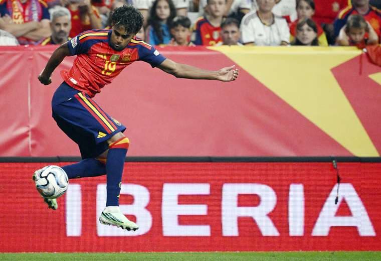 España mantiene ante la República Checa su pleno en la Liga de Naciones
