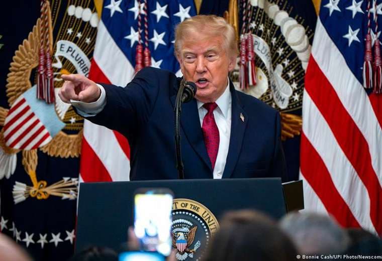 Trump confirma al director de inteligencia nacional como nuevo zar de la IA