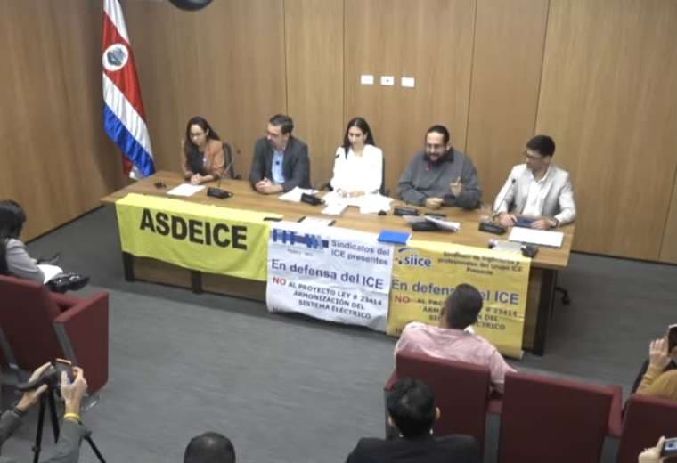 Frente Amplio se suma a alternativas para reformar sector eléctrico