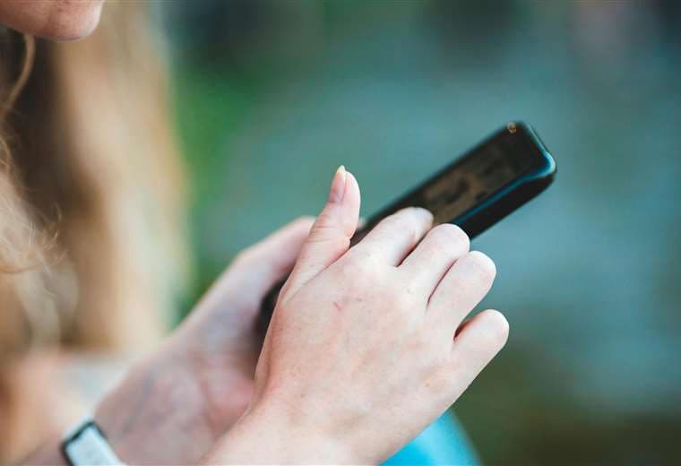 Estado de Nueva York restringe el uso de chatbots por parte de menores