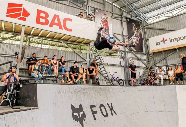 Kenneth Tencio extiende su corona y conquista su séptimo Campeonato Nacional de BMX Freestyle