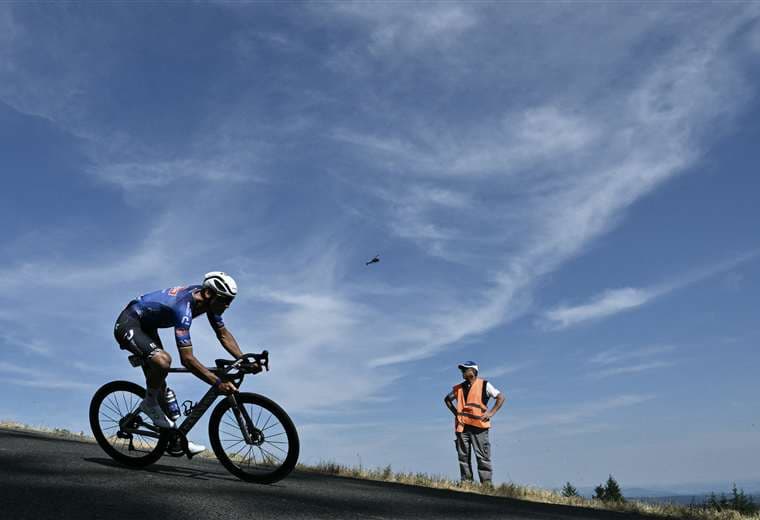 Van der Poel vence al calor para imponerse en el Tour de Francia