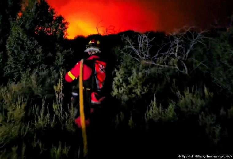 Incendio cerca de Zaragoza calcina más de 12.000 hectáreas