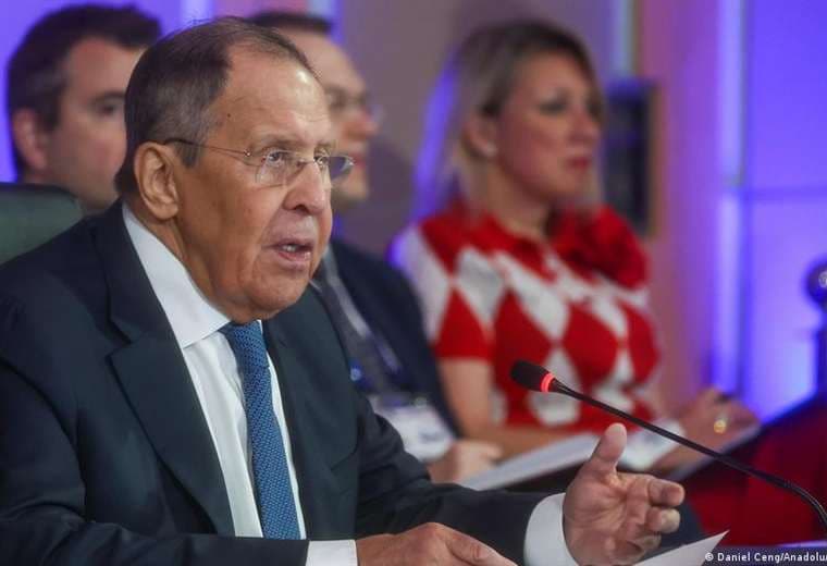 Lavrov advierte a Rubio contra "inadmisible" envío de armas a Ucrania