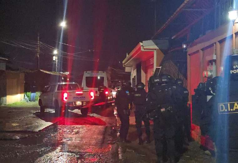 Detienen a 49 personas en operativo contra banda que enviaba droga desde Moín a Europa y EE. UU.