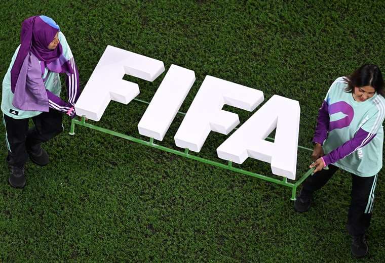 La FIFA contraataca y denuncia un "esfuerzo concertado" para socavar a Infantino
