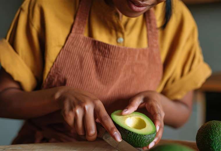 ¡Cuidado con la "mano de aguacate"! Ya hay un país que reporta aumento de esta emergencia