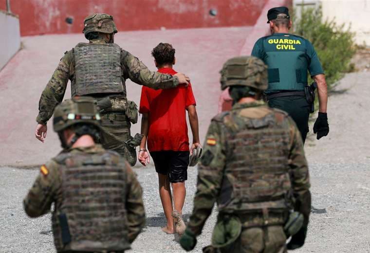 "¡No, Marruecos no!": el dilema de qué hacer con niños que llegaron a Ceuta