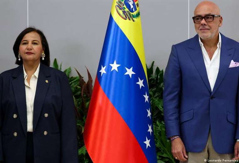 Oposición promete impulsar liberación de presos políticos en Venezuela