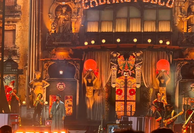 Ricardo Arjona convirtió el Estadio Nacional en un coro de recuerdos