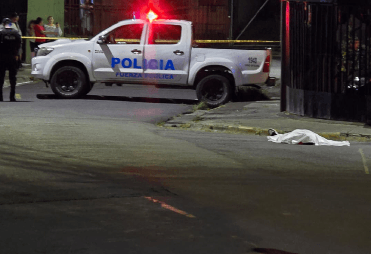 Balacera deja un muerto y dos heridos en Alajuelita