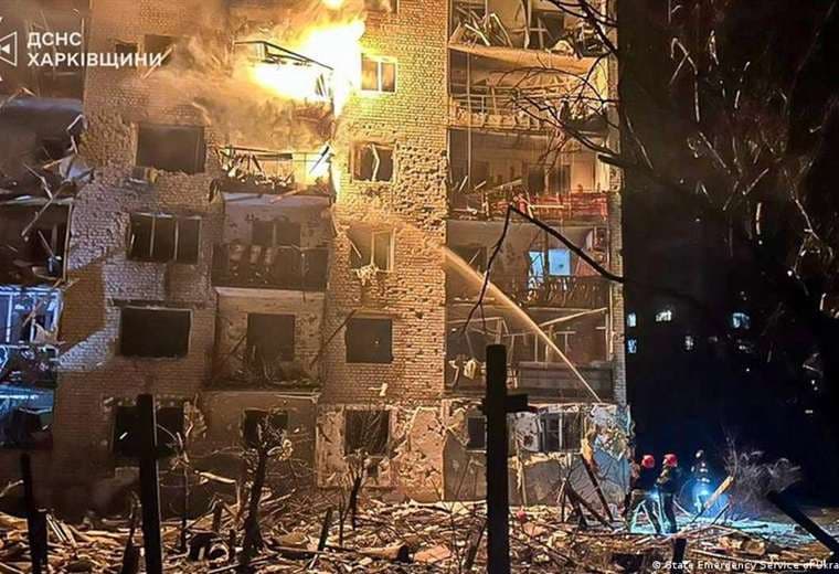 Tres muertos en bombardeos rusos en el noreste de Ucrania