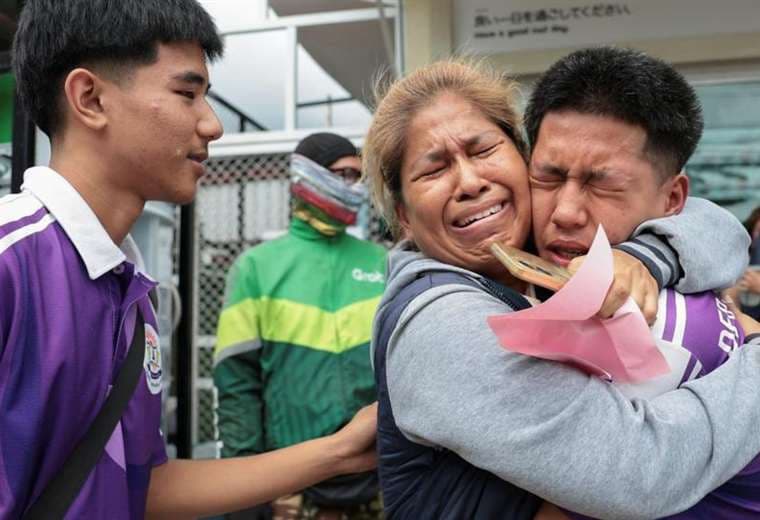 Alumno de 14 años mata a tiros a cinco profesores y a sus abuelos en Tailandia